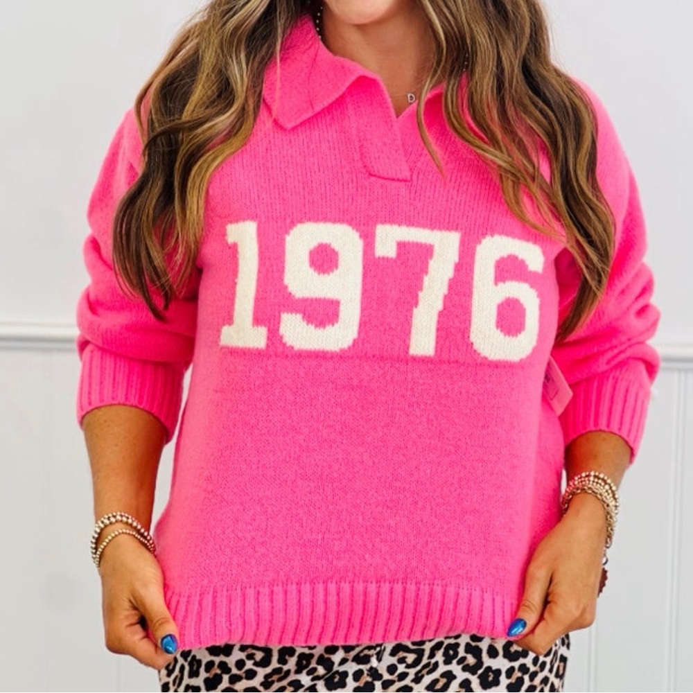 NWT - Lovelo - Pink Collared Retro 1976 Sweater - Woman's 1XL